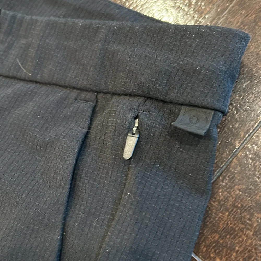 LULULEMON Commission Slim-Fit Pant 32” Black Waffle Pants